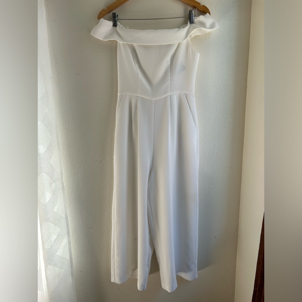 BCBGeneration | Elegant Off-Shoulder White Jumpsuit - Picture 3 of 12
